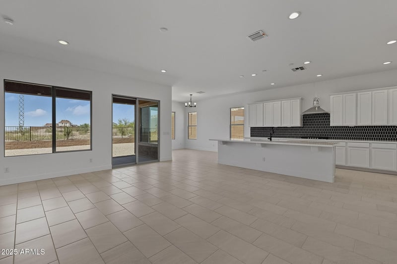 8494 168th Ave, Goodyear, AZ 85338