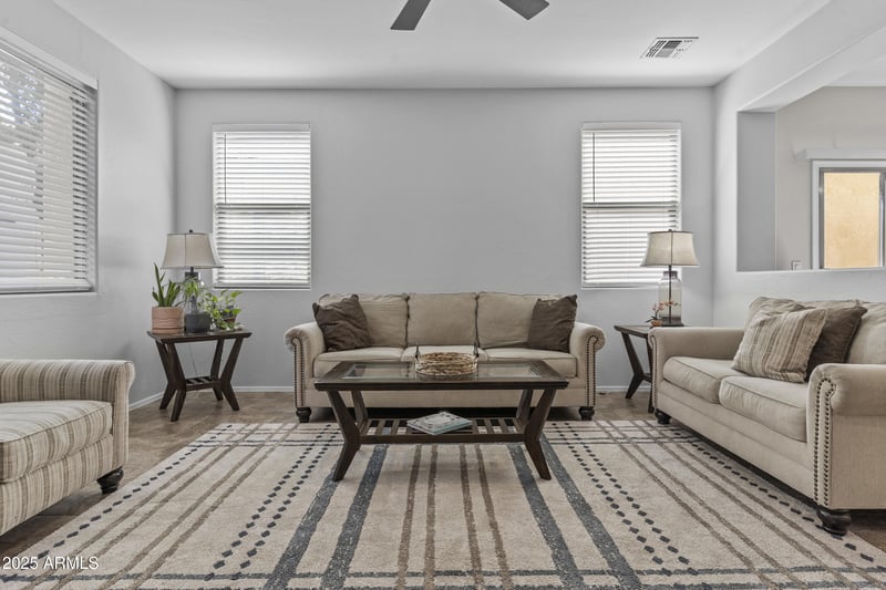 85 Palomino Dr, Gilbert, AZ 85296