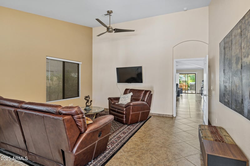85 Pasture Canyon Dr, San Tan Valley, AZ 85143