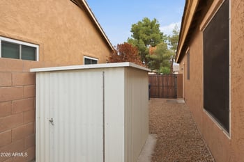 85 W Goldfinch Way, Chandler, AZ 85286