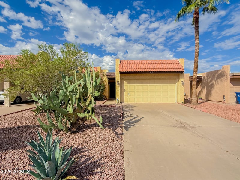 850 Duke Dr, Tempe, AZ 85283