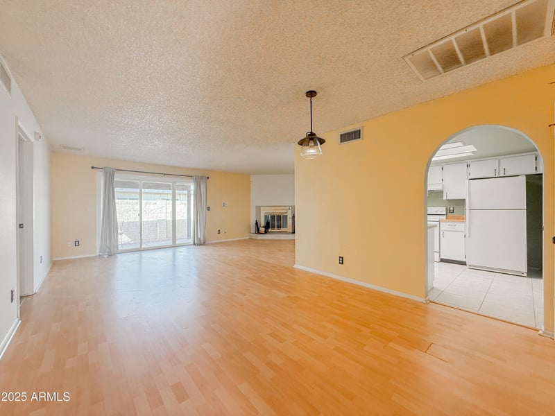 850 Duke Dr, Tempe, AZ 85283