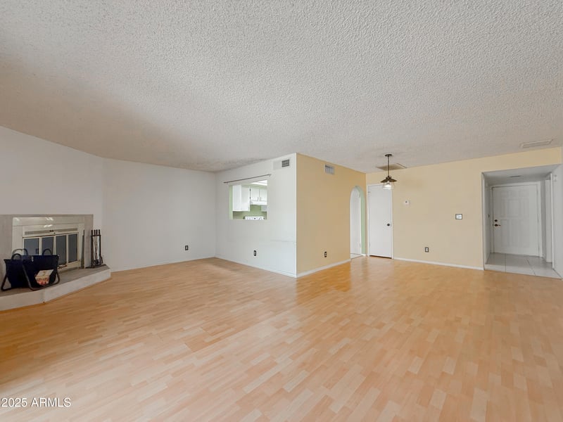 850 Duke Dr, Tempe, AZ 85283
