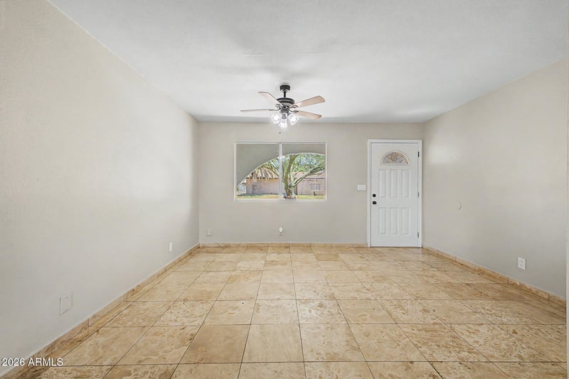 850 95th Pl, Mesa, AZ 85207