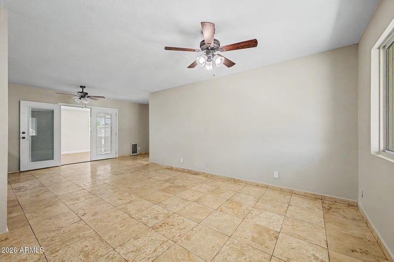850 95th Pl, Mesa, AZ 85207