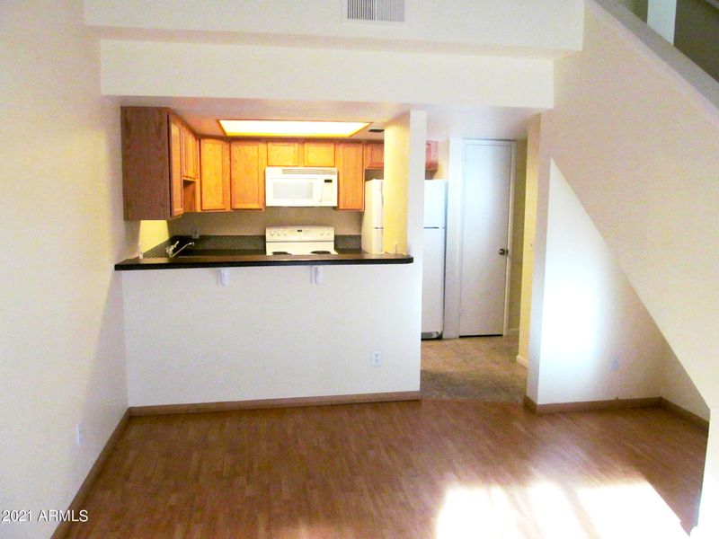 850 S River Dr #1027, Tempe, AZ 85281