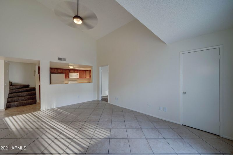 850 S River Dr #1109, Tempe, AZ 85281