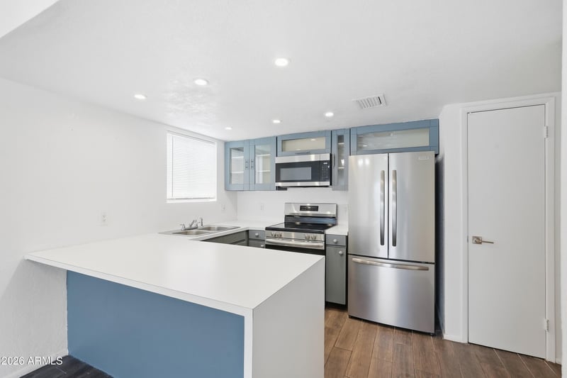 850 S River Dr #1111, Tempe, AZ 85281
