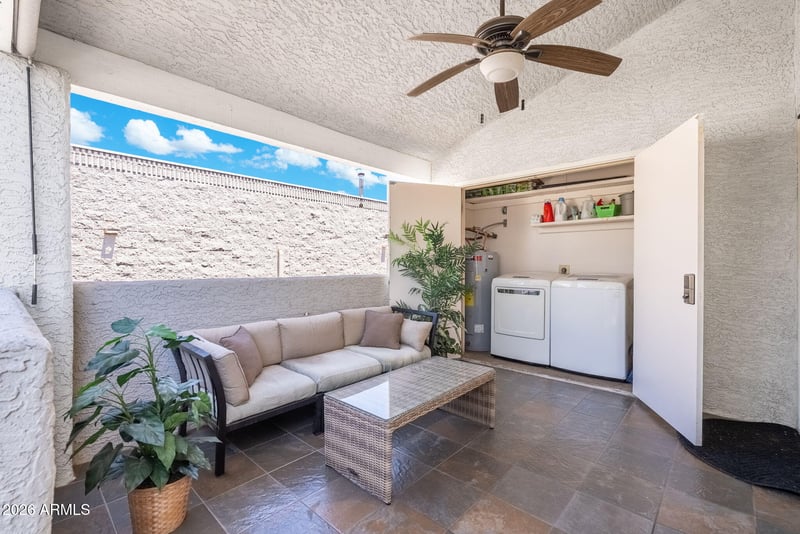 850 S River Dr #2020, Tempe, AZ 85281