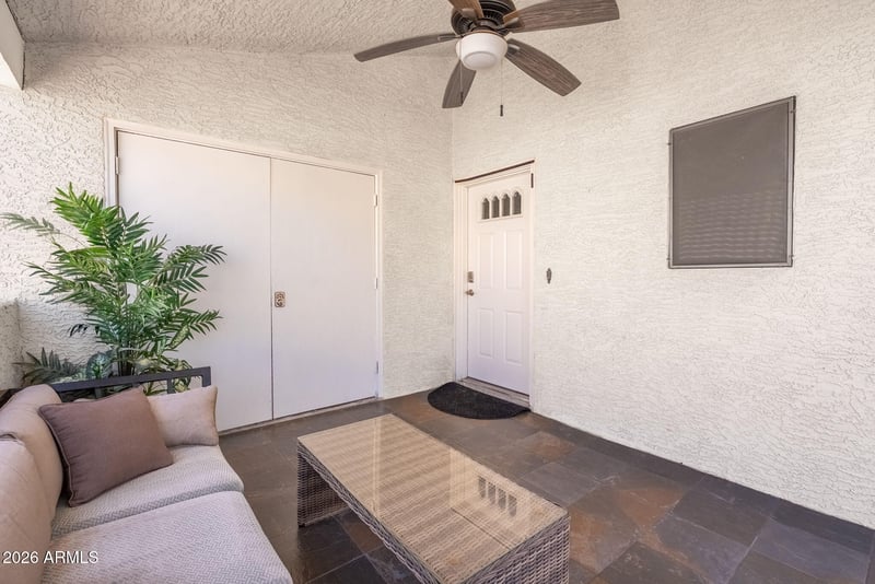 850 S River Dr #2020, Tempe, AZ 85281