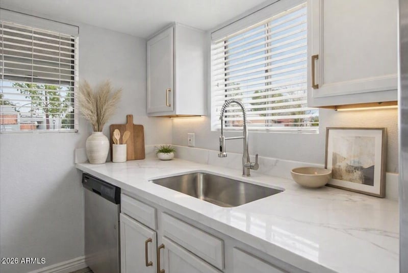 850 S River Dr #2041, Tempe, AZ 85281