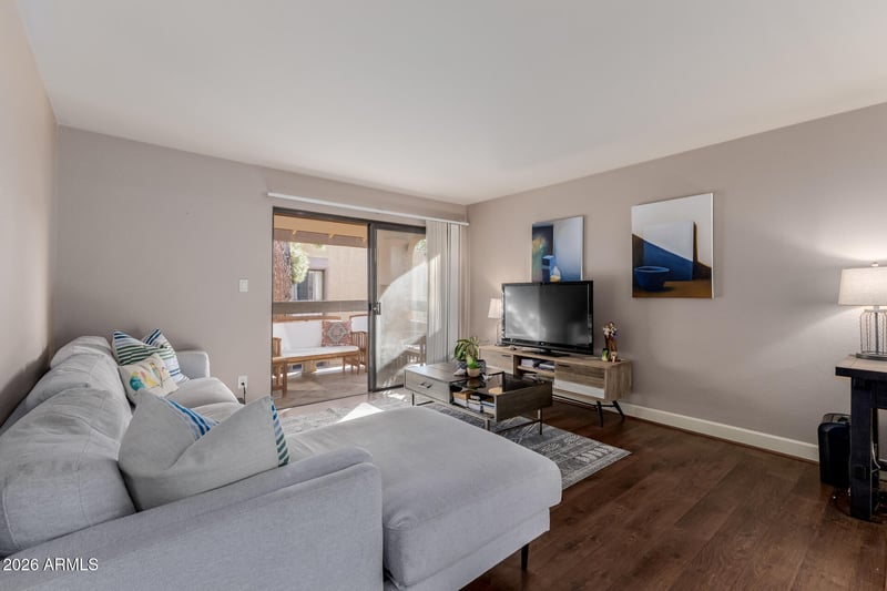 8500 Indian School Rd #238, Scottsdale, AZ 85251
