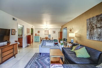 8500 Indian School Rd #243, Scottsdale, AZ 85251