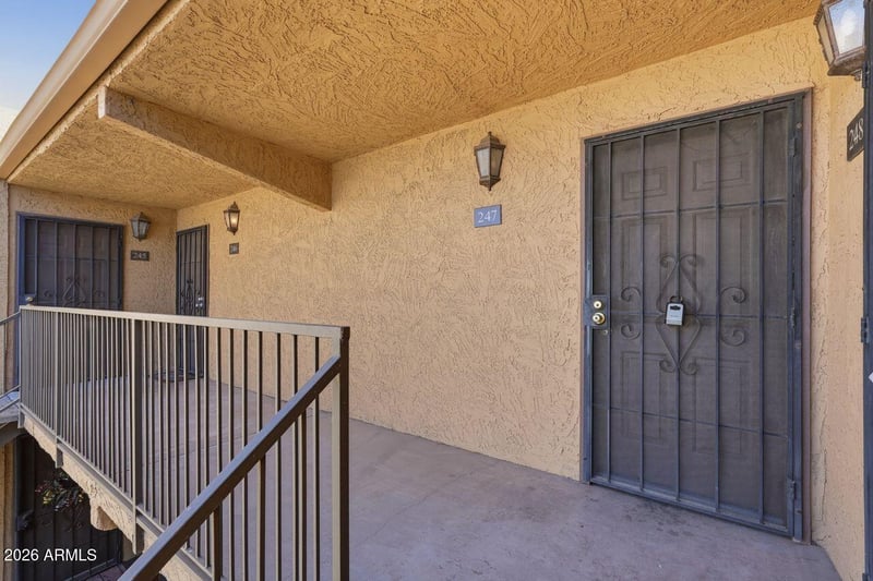 8500 Indian School Rd #247, Scottsdale, AZ 85251