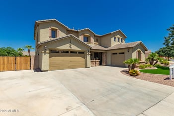 8500 Nicolet Ave, Glendale, AZ 85305