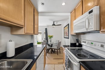 8502 N Central Ave #11, Phoenix, AZ 85020