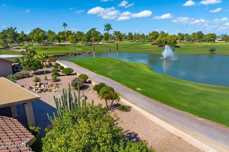 8502 Topeka Dr, Peoria, AZ 85382