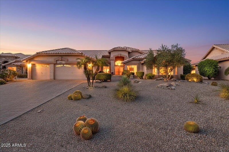 8502 Topeka Dr, Peoria, AZ 85382
