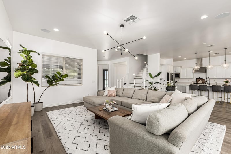 8502 W Myrtle Ave, Glendale, AZ 85305