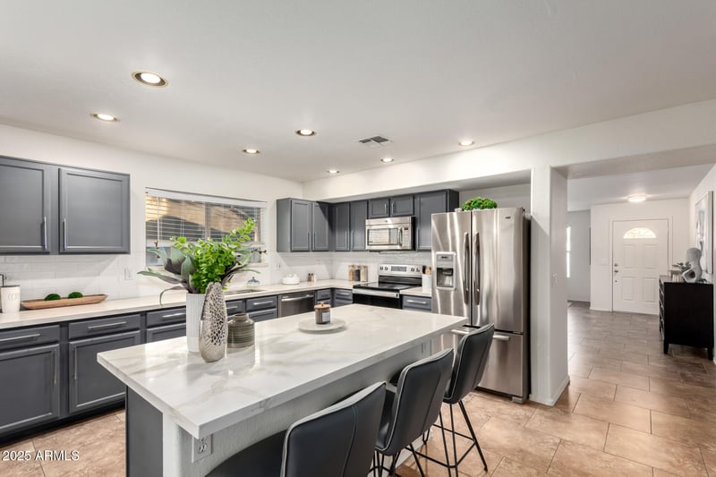 8504 Lindner Ave, Mesa, AZ 85209