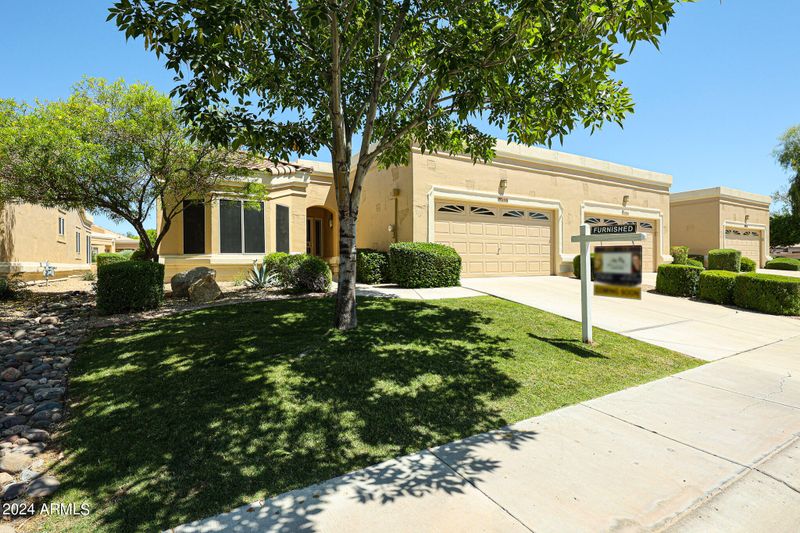8506 W Oraibi Dr, Peoria, AZ 85382