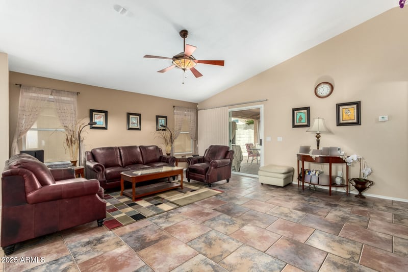 8508 Monona Ln, Peoria, AZ 85382