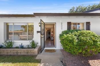8509 Mackenzie Dr, Scottsdale, AZ 85251