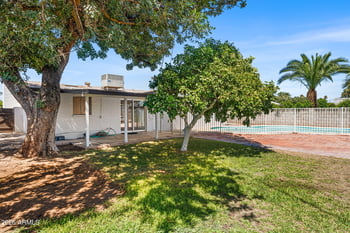 8509 Mackenzie Dr, Scottsdale, AZ 85251