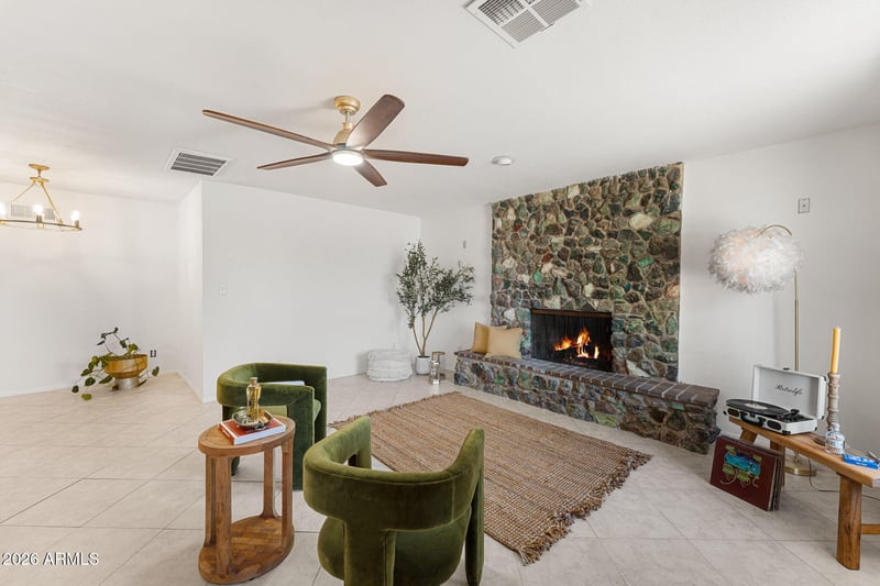 8509 Mackenzie Dr, Scottsdale, AZ 85251