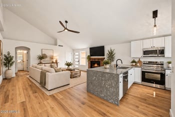 851 E Rockwell Dr, Chandler, AZ 85225