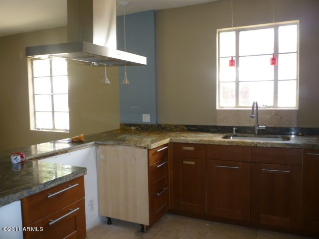 851 E Windsor Ave, Phoenix, AZ 85006