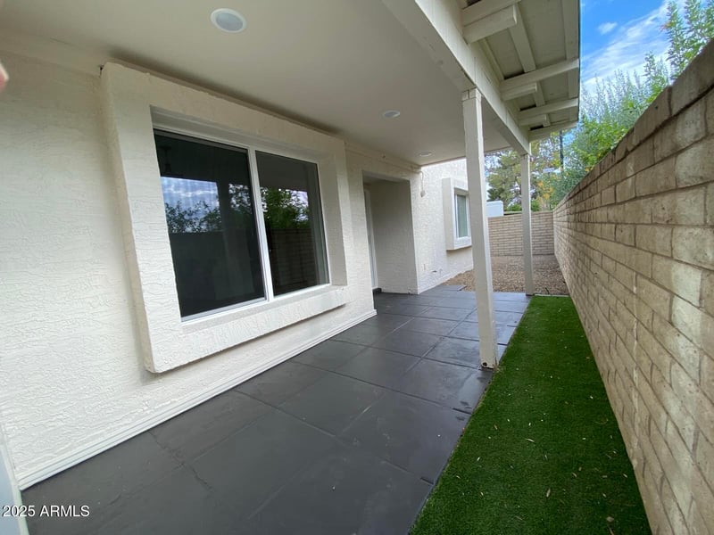 851 Michelle Dr, Phoenix, AZ 85022