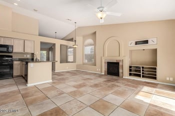 851 Saragosa St, Chandler, AZ 85225