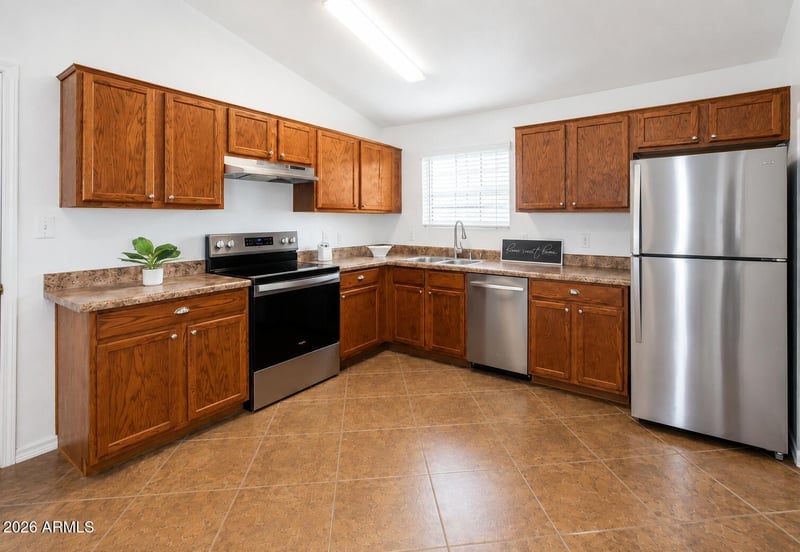 8511 W College Dr, Phoenix, AZ 85037
