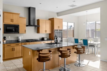 8511 W Palo Verde Dr, Glendale, AZ 85305
