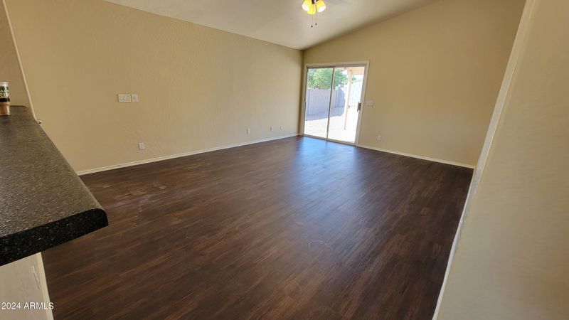 8512 E Clovis Ave, Mesa, AZ 85208