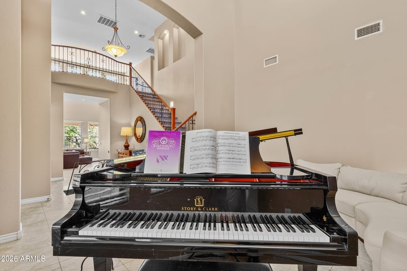 8513 W Desert Elm Ln, Peoria, AZ 85383