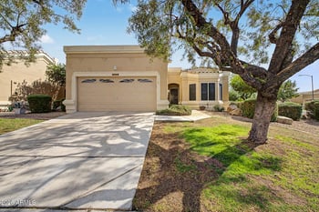 8513 W Oraibi Dr, Peoria, AZ 85382