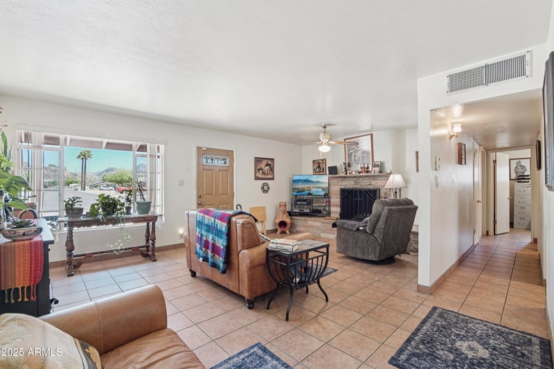 8514 8th St, Phoenix, AZ 85020