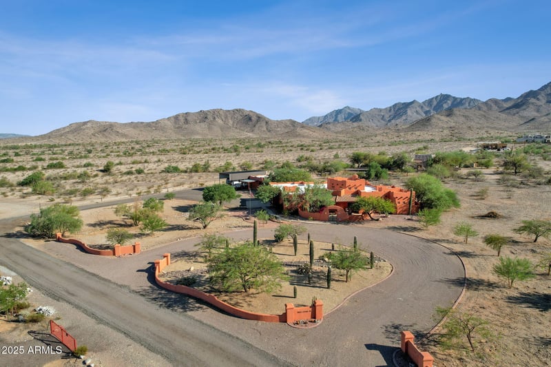 8514 Dysart Rd, Goodyear, AZ 85338