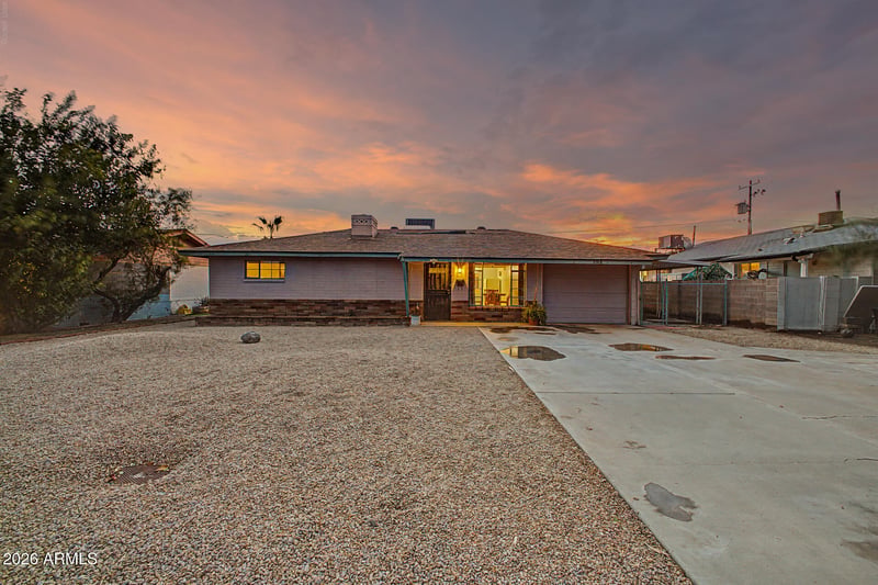 8514 N 8th St, Phoenix, AZ 85020