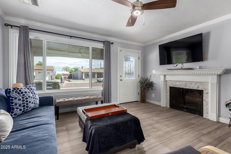 8515 Mackenzie Dr, Scottsdale, AZ 85251