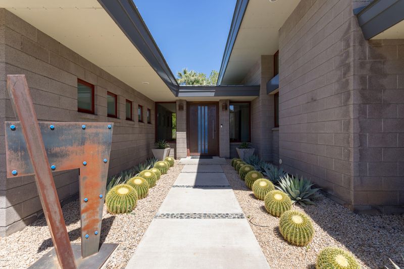 8515 N 15th Ave, Phoenix, AZ 85021