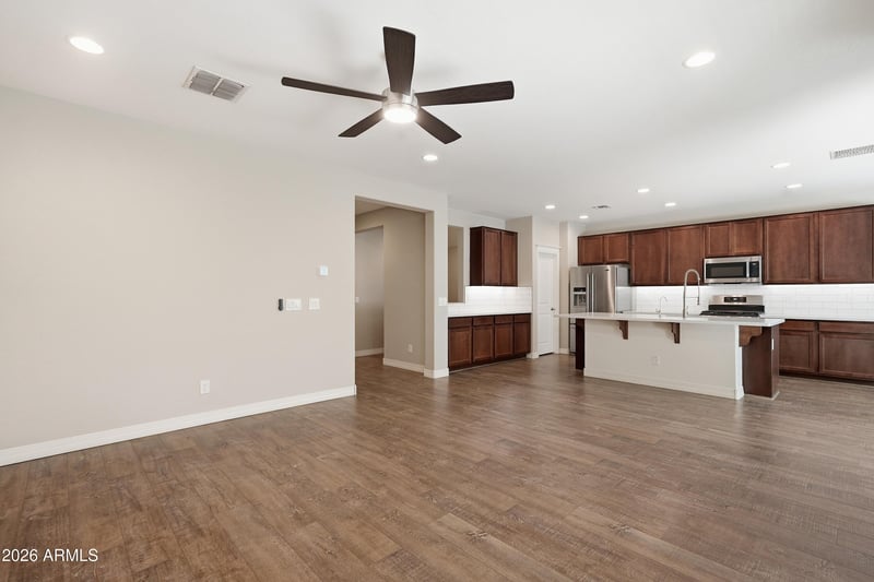 8515 S 41st Glen, Laveen, AZ 85339