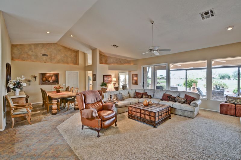 8515 W Behrend Dr, Peoria, AZ 85382