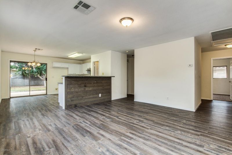8517 E Meseto Ave, Mesa, AZ 85209