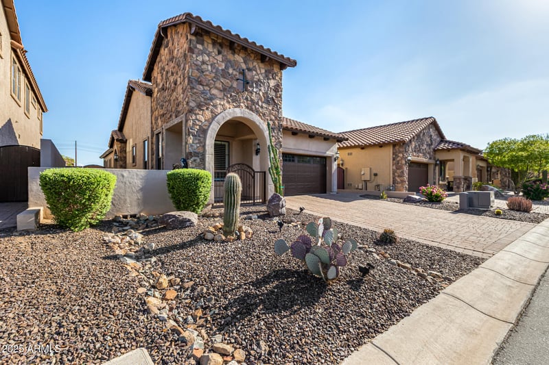 8517 Indigo St, Mesa, AZ 85207