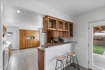 8517 Thomas Rd, Scottsdale, AZ 85251