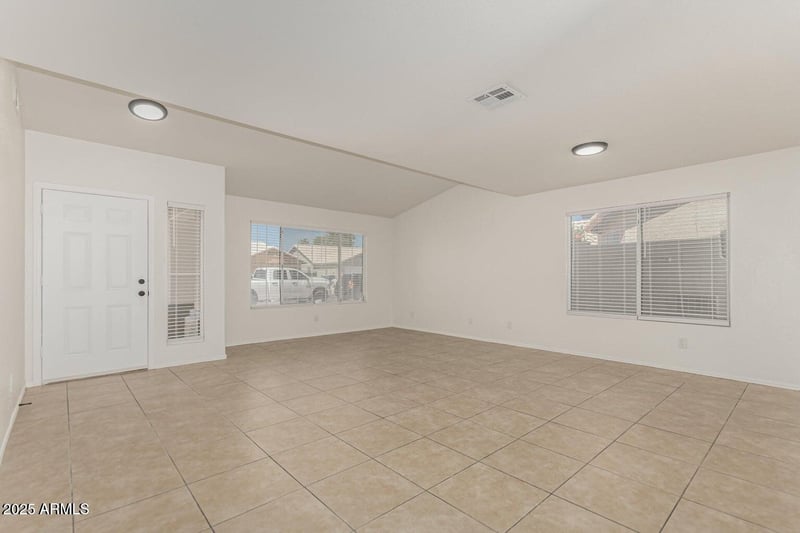 8519 Berkeley Rd, Phoenix, AZ 85037