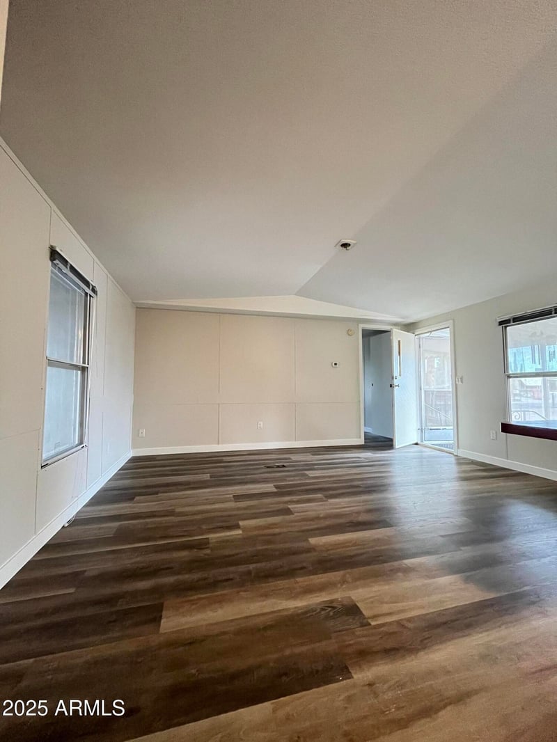 852 95th Way, Mesa, AZ 85208